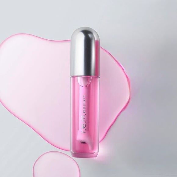 r.e.m. beauty: Raspberry Drip Essential Drip Lip Oil - Picture 5 of 6